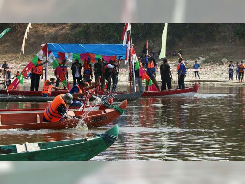 Festival Prau Tambangan Jipangulu - Sentono, Berlangsung Meriah