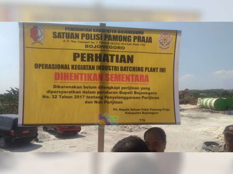 Belum Kantongi Izin, Pabrik Pengolahan Beton di Baureno, Bojonegoro, Disegel Petugas