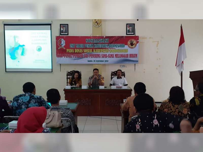 Tim UPP Saber Pungli Lakukan Sosialisasi di Lingkungan Dinas Sosial Kabupaten Bojonegoro