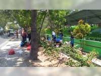 Pelajar SMKN 4 Bojonegoro Gelar Aksi Peduli Lingkungan, Bersih-Bersih Sampah