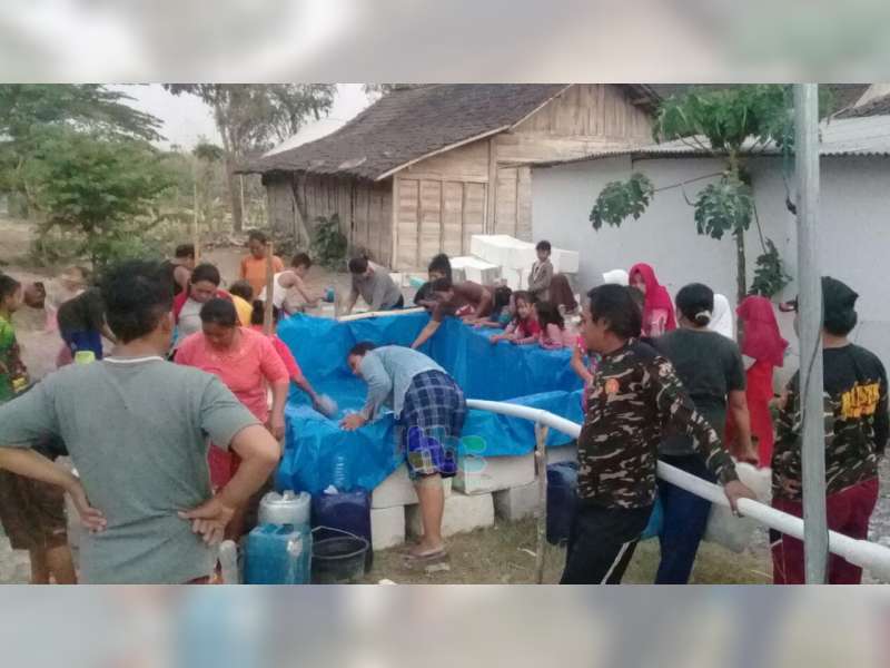 PAC GP Ansor Tambakrejo Bojonegoro Salurkan Bantuan pada Warga Yang Alami Krisis Air Bersih