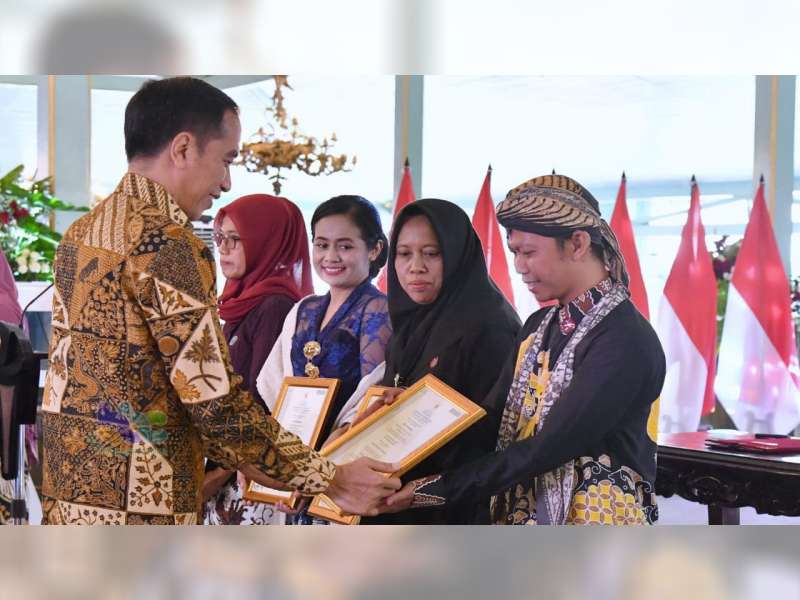 Batik Nimas Barokah Blora, Terima Sertifikat Batik dari Presiden Jokowi