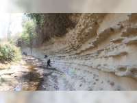 Blora Punya Objek Wisata Dinding Sungai Purba Kalinanas Yang Eksotis