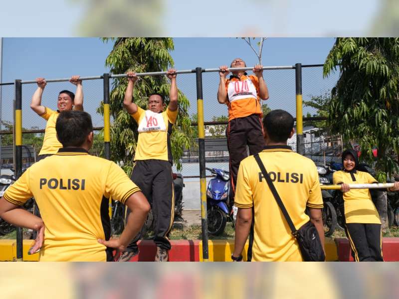 Jaga Stamina Anggota, Polres Bojonegoro Laksanakan Tes Kesamaptaan Jasmani