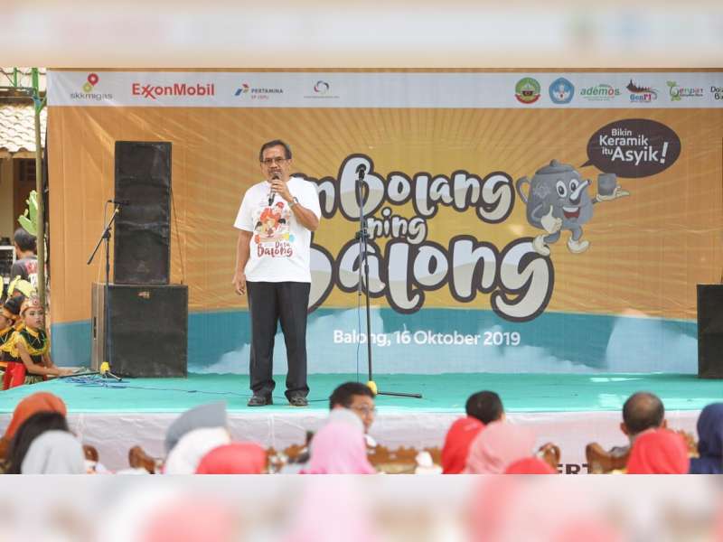 EMCL Pamerkan Kerajinan Keramik di “Mbolang ning Balong” Blora