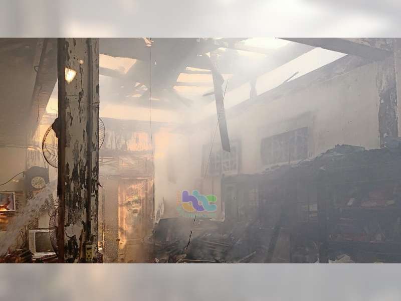 Akibat Pembakaran Sampah, Rumah Warga Bojonegoro Kota Terbakar, Kerugian Capai Rp 35 Juta