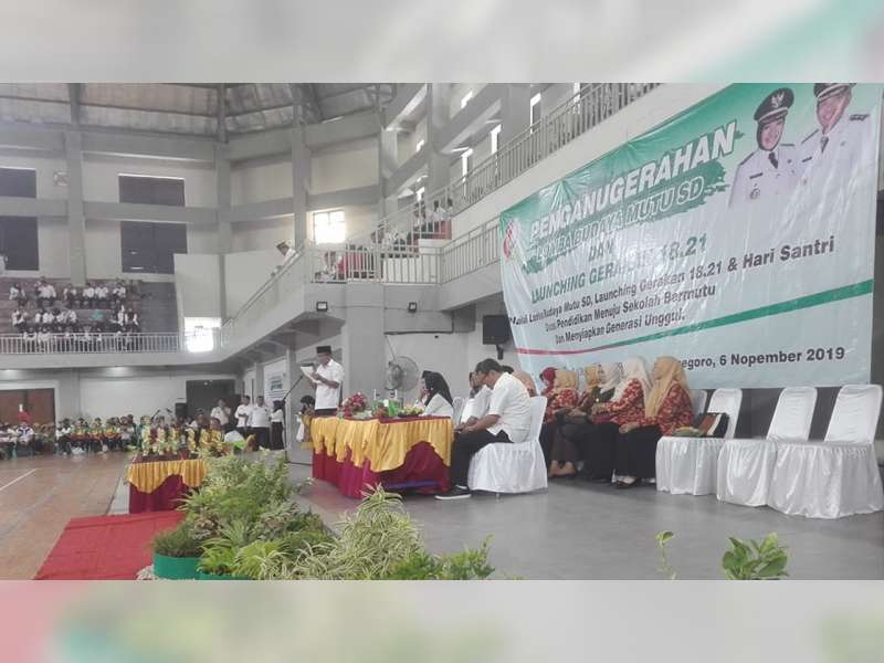 Penganugerahan Budaya Mutu SD dan Launching Gerakan 18.21 di Bojonegoro, Meriah
