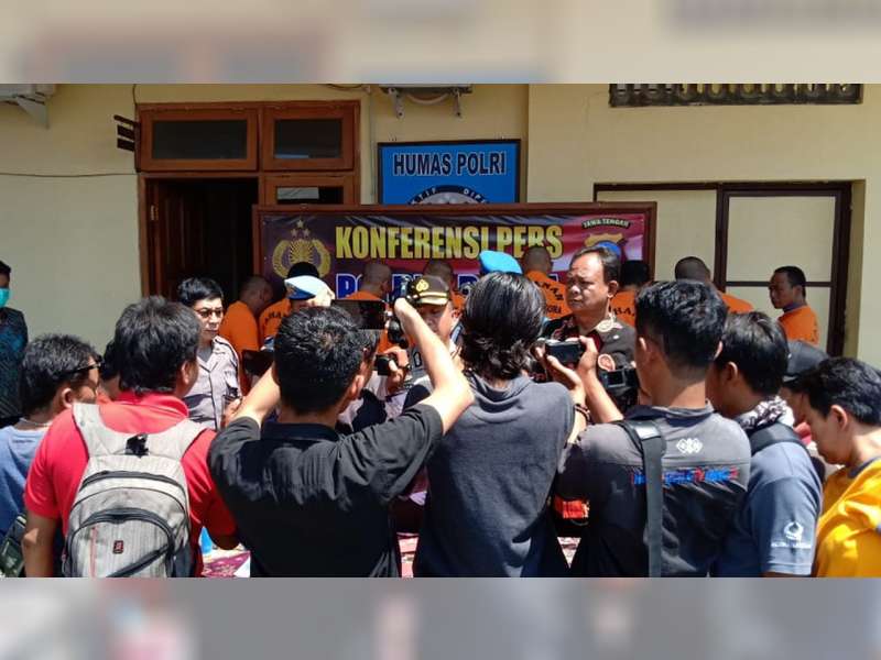 Tiga Bulan, Polres Blora Amankan 5 Tersangka Narkotika dan 3 Tersangka Obat Terlarang