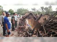 Akibat Diterjang Angin Kencang, 3 Rumah Warga Balen Bojonegoro Roboh