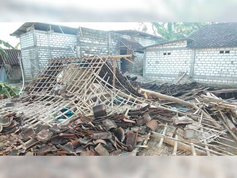 Kerugian Material Akibat Bencana Angin Kencang di Bojonegoro, Ditaksir Capai Rp 2 Miliar