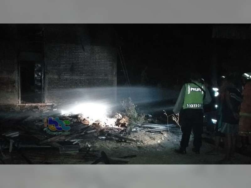 Dapur Milik Warga Purwosari Bojonegoro Ludes Terbakar, Satu Orang Alami Luka Bakar