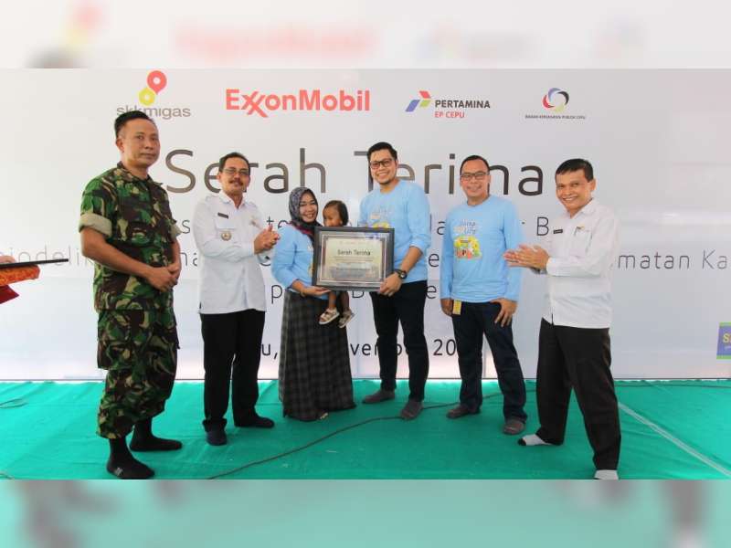 EMCL Serah Terimakan Akses Air Bersih Baru untuk Desa Mojodelik dan Desa Leran