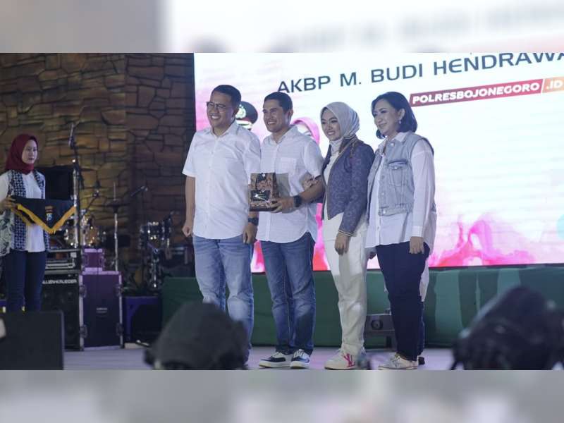 Polres Bojonegoro Gelar Malam Pisah Kenal, AKBP Ary Fadli dengan AKBP Budi Hendrawan