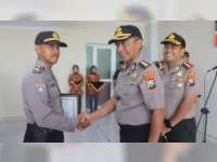 Anggota Polisi yang Bantu Persalinan Warga di Tengah Hutan Bojonegoro, Terima Penghargaan