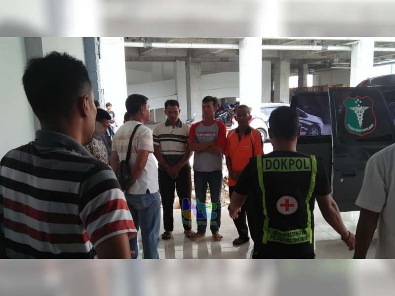 Jenazah Korban Tertabrak Kereta Api di Bojonegoro Telah Dibawa Pulang Keluarganya