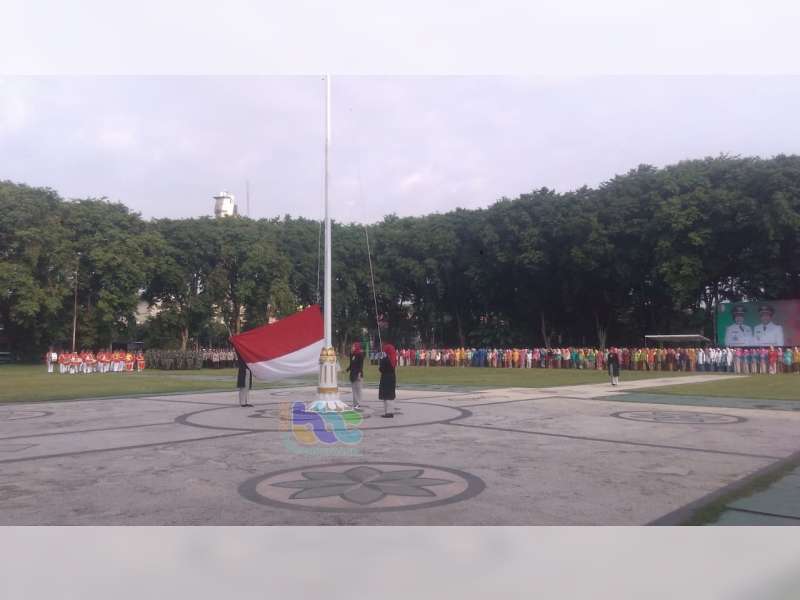 Upacara Peringatan Hari Ibu di Bojonegoro, Peserta Upacara Kenakan Pakaian Adat