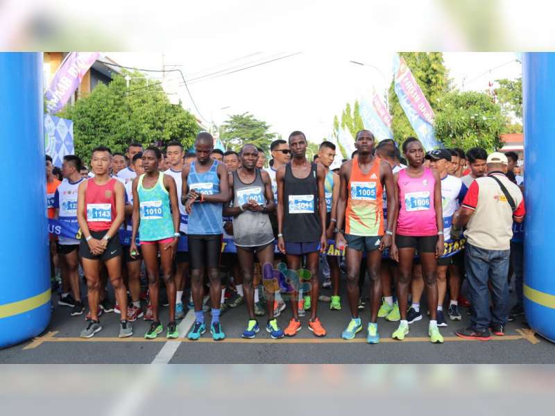 Pelari Nasional dan Internasional Meriahkan Lomba Lari Blora Run 2019