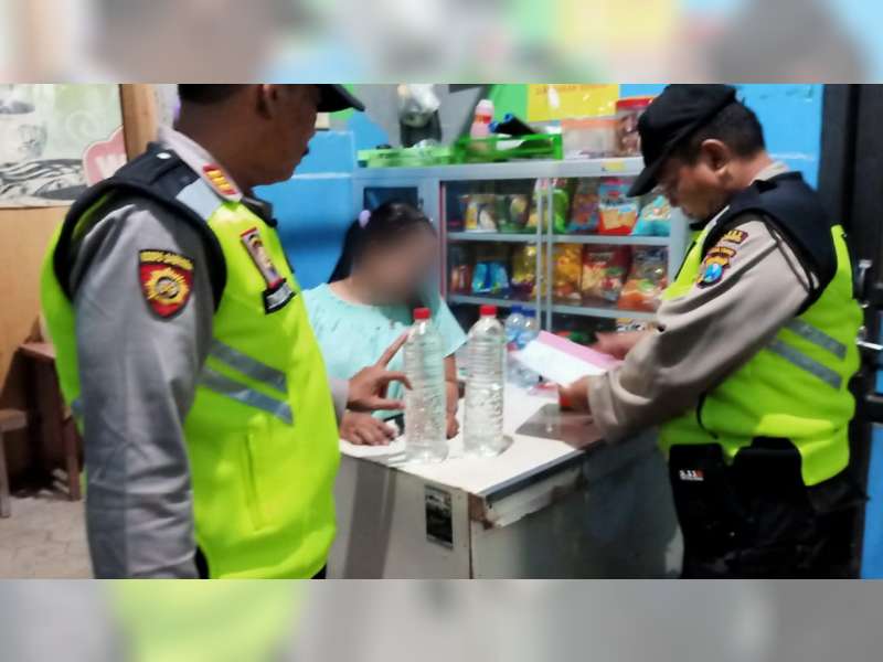 Jelang Natal dan Tahun Baru, Polisi di Sumberrejo Bojongeoro Gelar Razia Miras