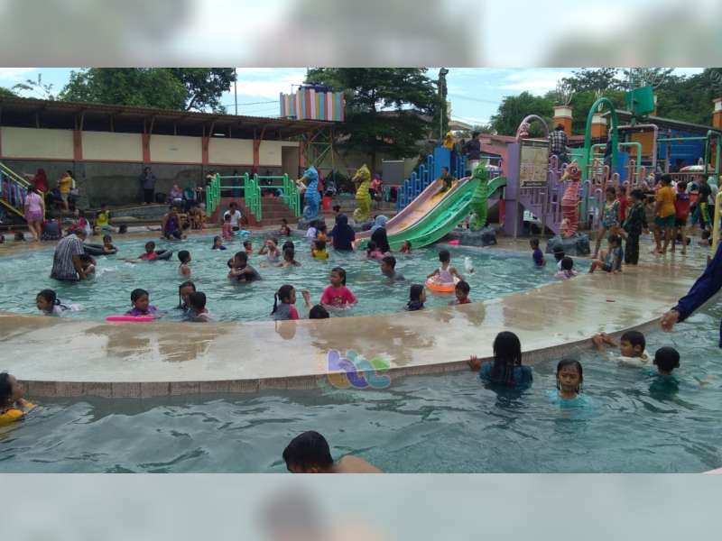 Libur Akhir Tahun Wahana Wisata Dander Water Park