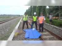 Terserempet Kereta Api dan Terpental Hingga 25 Meter, Warga Kapas Bojonegoro Tewas di TKP