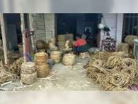 Bertahan Tekuni Usaha Produksi Tali Pelepah Pisang, Warga Bojonegoro Raup Jutaan Rupiah