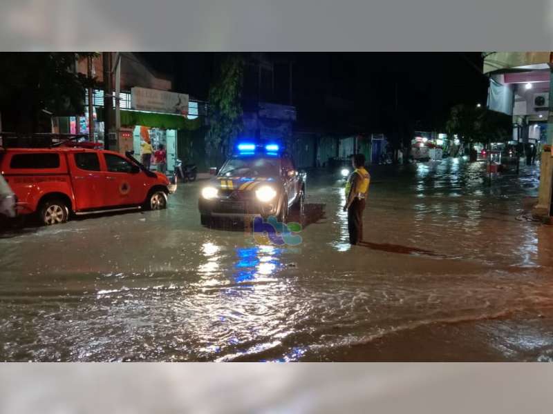 Diguyur Hujan 3 Jam, Ratusan Rumah Warga Cepu Blora, Tergenang Banjir