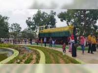 Sehari Setelah Diresmikan, Ribuan Warga Kunjungi Taman Lokomotif Bojonegoro