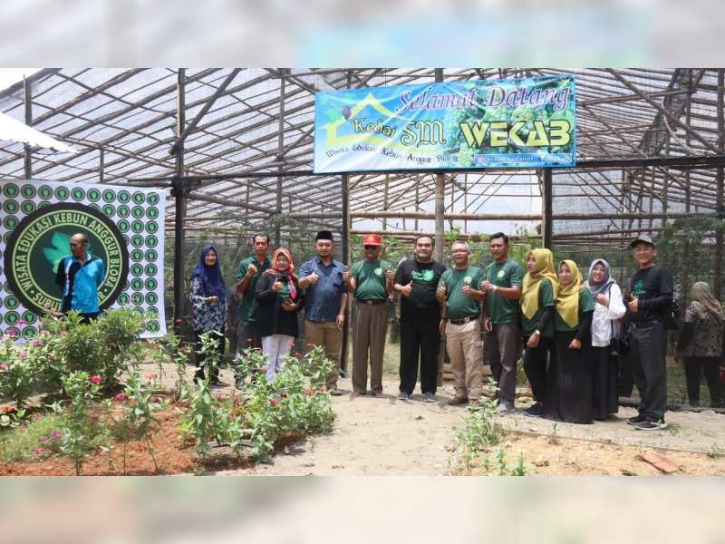 Wakil Bupati Resmikan Wisata Edukasi Kebun Anggur Blora