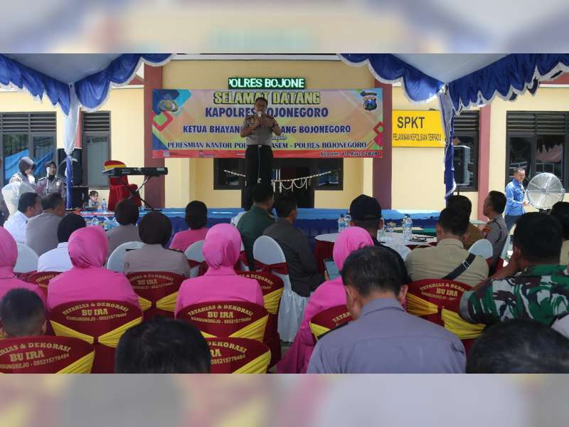 Kapolres Bojonegoro Resmikan Gedung Baru Polsek Ngasem