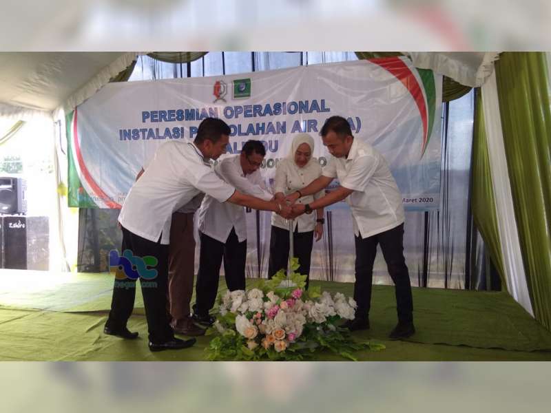 Bupati Bojonegoro Resmikan Pengoperasian Instalasi Pengolahan Air IKK Kalitidu
