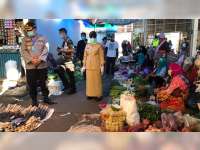 Bupati Bojonegoro Sidak ke Pasar Tradisional, Minta Pedagang dan Pembeli Jaga Kebersihan