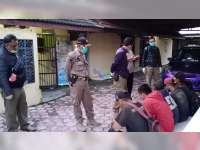 6 Anak Jalanan di Perempatan Sumberrejo Diamankan Satpol PP Bojonegoro