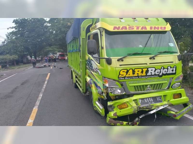 Motor Tertabrak Truk di Baureno Bojonegoro, 2 Orang Pelajar Pengendara Motor Luka-Luka