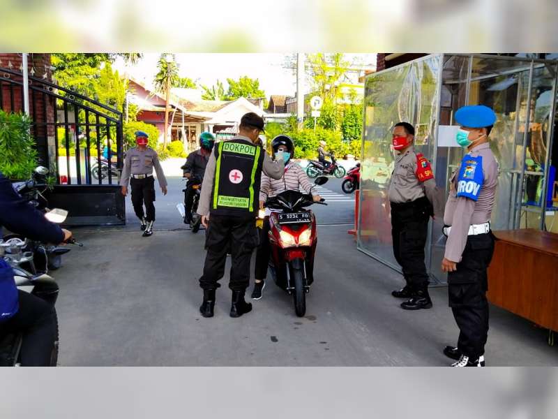 Personel dan Pengunjung di Polres Bojonegoro Diwajibkan Pakai Masker