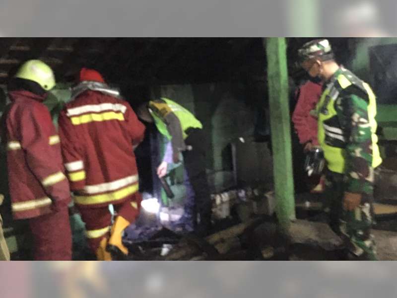 Dapur Milik Pondok Pesantren Fathul Majid di Kasiman Bojonegoro Terbakar