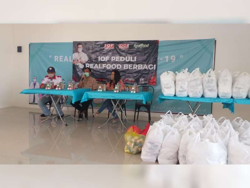 Komunitas Otomotif di Bojongoro Gelar Bakti Sosial pada Masyarakat Terdampak Virus Corona