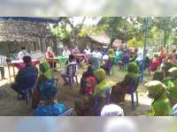 Bupati Anna Muawanah Lakukan Kunjungan di Dusun Sambirobyong Kecamatan Ngraho