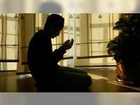 Tuntunan Salat Fardu di Luar Rumah Saat Pandemi Covid-19