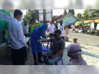 Giliran Pedagang Pasar Desa Gayam Bojonegoro Jalani Rapid Test Covid-19