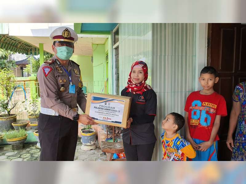 Sat Lantas Polres Bojonegoro Gelar Bakti Sosial pada Korban Kecelakaan Lalu-Lintas