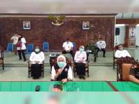 Bupati Bojonegoro Imbau Masyarakat Salat Idulfitri di Rumah dan Anjangsana Secara Virtual