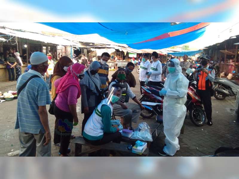 Pemkab Bojonegoro Lakukan Rapid Test pada Pedagang Pasar Sumberrejo, Baureno dan Kalitidu