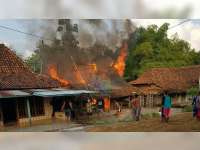 Rumah Warga Gayam Bojonegoro Ludes Terbakar, Kerugian Capai Rp 60 Juta
