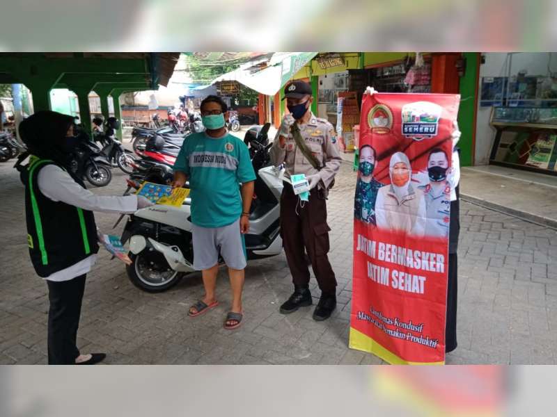 Peringati Hari Bhayangkara, Polres Bojonegoro Sosialisasikan Gerakan Jatim Bermasker dan Jatim Sehat