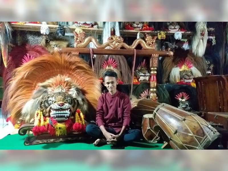 Seniman Barongan Blora, Berupaya Eksis di Tengah Pandemi Covid-19, Melalui Media Sosial