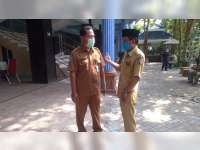 Wakil Bupati Pantau Verifikasi Berkas PPDB Online Jalur Zonasi, di SMAN 1 Bojonegoro