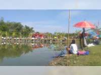 Mancing Bersama di Embung Doyong Kecamatan Sugihwaras Bojonegoro, Berlangsung Meriah