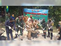 Bupati Bojonegoro Resmikan Pembukaan Karya Bakti Skala Besar di Tambakrejo