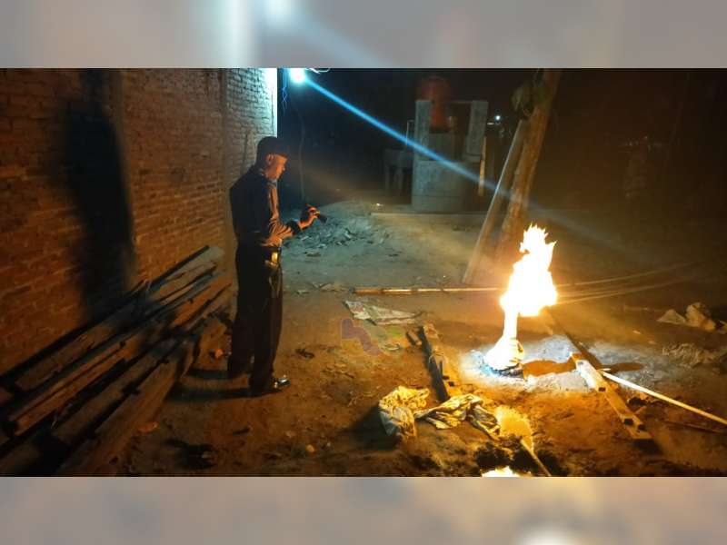 Sumur Bor di Margomulyo Bojonegoro Semburkan Gas dan Jika Disulut Keluarkan Api