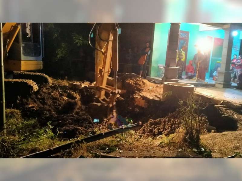 Korban Tertimbun Galian Sumur di Sumberrejo Bojonegoro, Belum Berhasil Dievakuasi